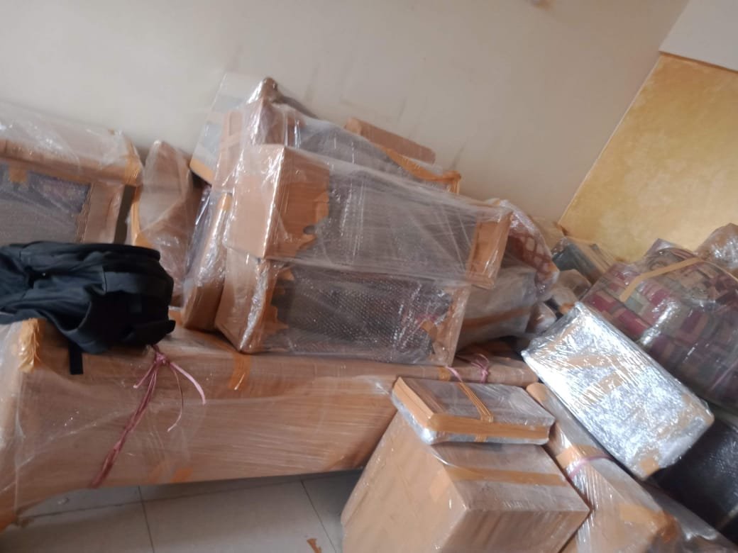 Heavy furniture shifting by professional team