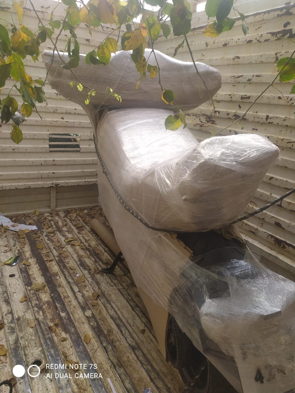 Safe unloading of household items